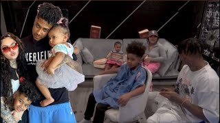 Download lagu Blueface TWITCH stream with family! Journey shows Jaidyn WHO is BOSS! 😂😭😩 12.20.2025 mp3