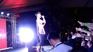 Download lagu HRVY - Lalala (means I love you) live #HRVYInMNL mp3