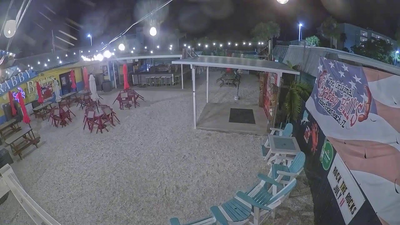 Live webcam view of Crabby Bill's Beach Bar Patio