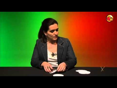 como fazer : bolas de neve de papel | Flávia Ferrari