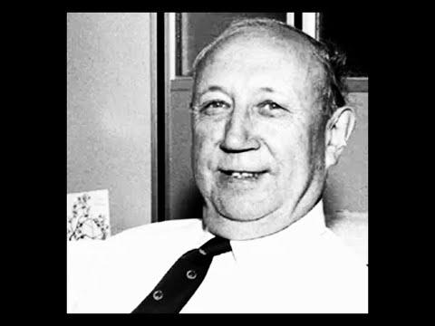 Gordon Sinclair - Showbusiness, News + commentary, Aug 7, 1974