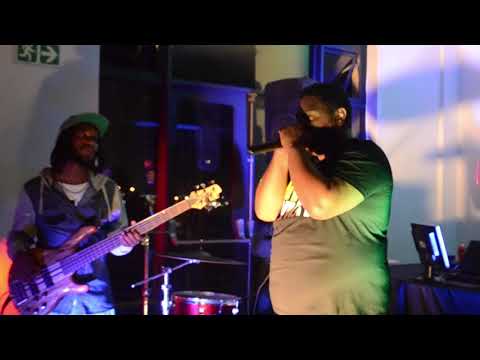 JBUX: Werke Staanie Stillie (LIVE - Album Launch)