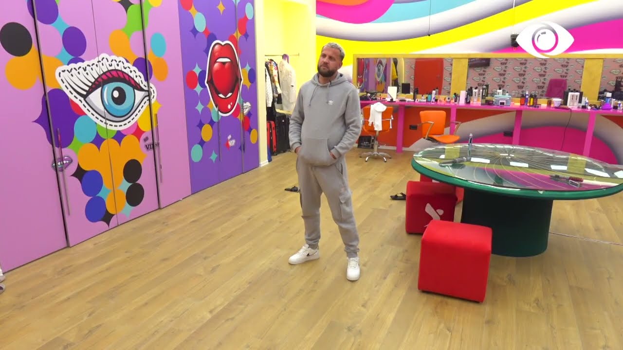 Luizi bën prova për këngën