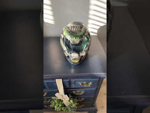 Doom Slayer helmet