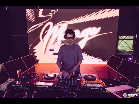 MIRAGE By Henry Saiz Online Edition 32 GUEST MIX: IMALGI