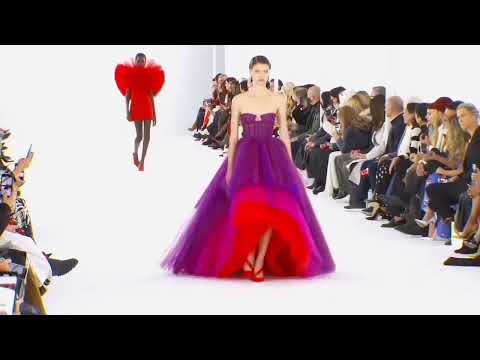 Valerie Scherzinger for Carolina Herrera FW 2022 2023 New York february 14 2022