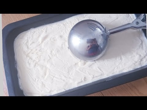 HOMEMADE VANILLA ICE CREAM (ONLY 3 INGREDIENTS)