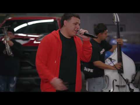 Cuando Morro (En Vivo) - Juan De Ron