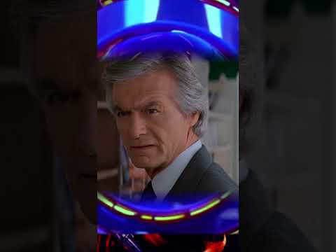 They Live. Roddy is shaken and sees an alien buying a newspaper #edit #roddypiper #shorts