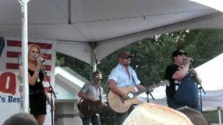 "Shakin' that Tailgate" at Jiffy Lube Live