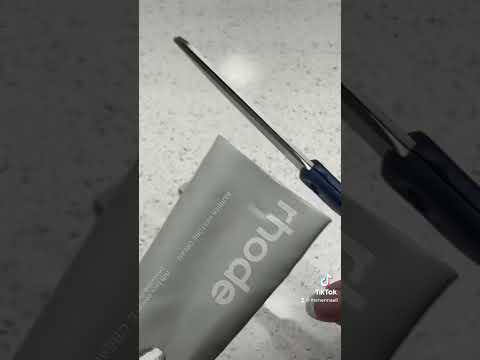 Barrier Restore Cream by @HaileyRhodeBieber #rhodeskin #brc