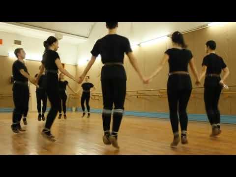 Елено Моме Оро | Eleno Mome Round