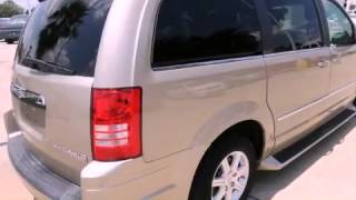 preview picture of video '2009 Chrysler Town Country La Place LA'