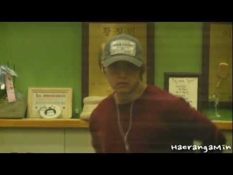 [Fancam] 130208 Sukira Sungmin - 뒤태 미남-!