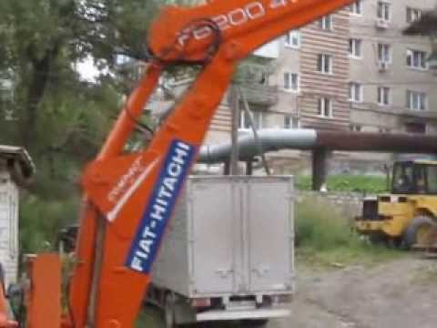 Превью видео о Погрузчик Hitachi FB200-4PS 2005 года во Владивостоке.