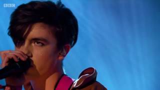 Declan McKenna - The Kids Don&#39;t Wanna Come Home (BBC Radio 1&#39;s Future Festival 2017) [03/04]