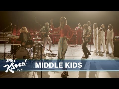 Middle Kids  – Questions