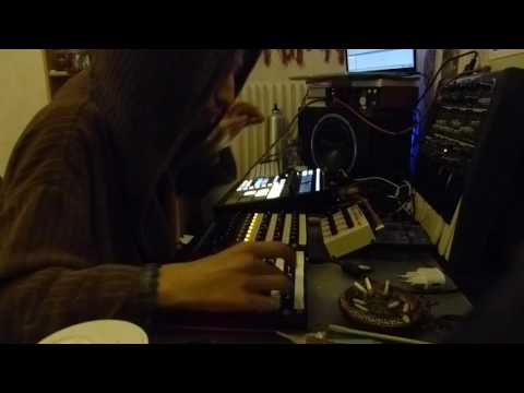 Ape - Radar [Psychedelic techno/trance live act]