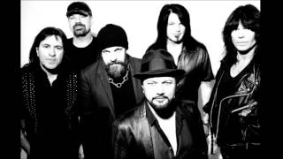 Queensrÿche - In the Hands of God