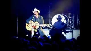 THE BOSSHOSS...  Mary Marry Me