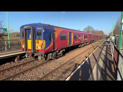 SWR class 455 storage move hauled by ROG class 37, 37800 at Kempston Hardwick - 19/12/25