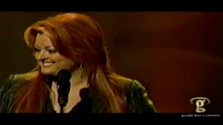 Wynonna Judd sings songs of inspiration on Front Row Live (2008)