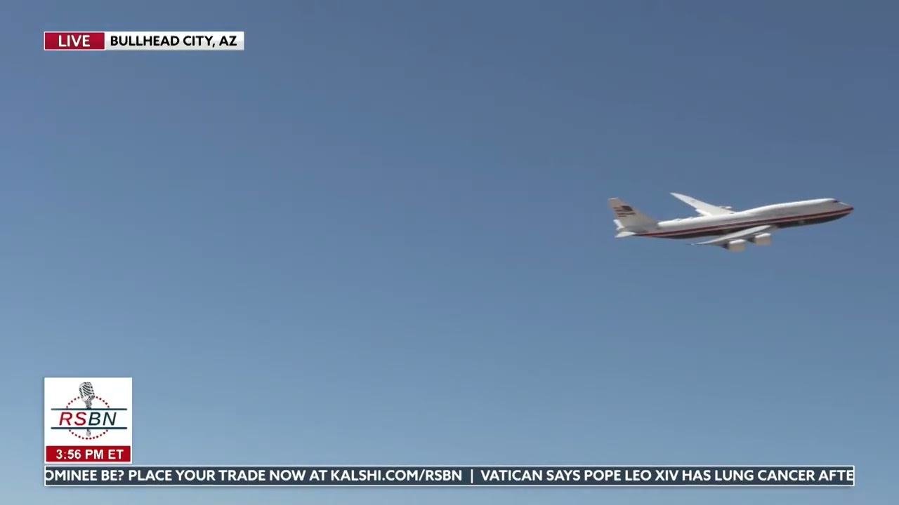 President Trump Performs Fly-by in Air Force One Over Bullhead City Rally - 10/14/26