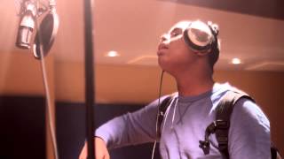 Ahsan Watts &quot;UNDER&quot; the movement