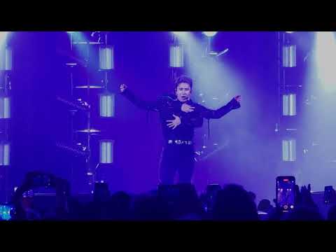 Black and Blue | A.C.E in Seattle 191218