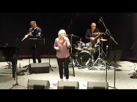 אילנית קונצרט בתל אביב.  Ilanit Tel Aviv 07.03.2019