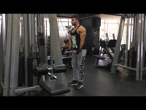 ضغط تراي قبضة عكسية- Reverse Grip Triceps Pushdown