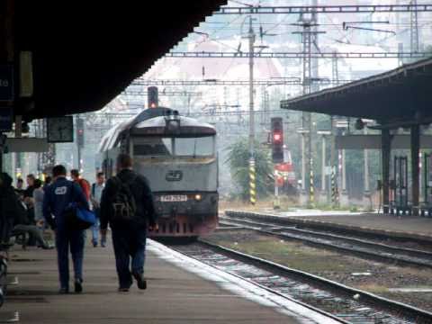 749253 na čele os 9063 - Praha Vršovice - 25.9.2010. - příjezd