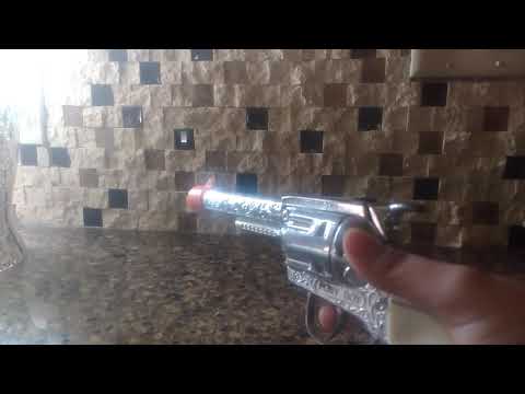 Rare toy Colt saa revolver