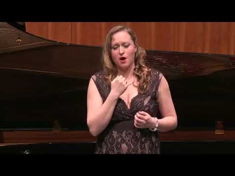 Iain Bell - Daughters of Britannia, Eva-Maria Schmid & Ching-Min Wang