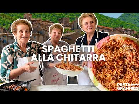 3 Italian Nonnas make Spaghetti with mini meatballs!