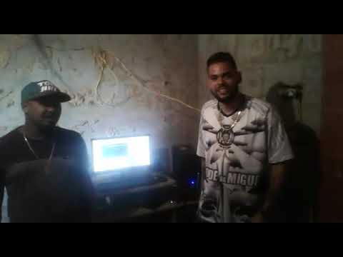 Mc zohan e mc 2g - paródia ( encaixa ) de  mc kevinho e Léo Santana -