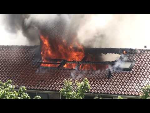 Uitslaande brand Berkenlaan Sassenheim (1)