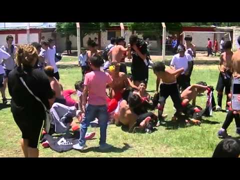 Categoría 99 De Huracán Las Heras Campeona 2012