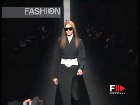 "Genny" Autumn Winter 2001 2002 Milano 1 of 3 pret a porter by FashionChannel