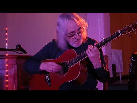 Acoustic guitarist Gordon Giltrap plays The Kissing Gate live in concert