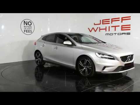 2017 VOLVO V40 2.0 T3 R-DESIGN PRO 5dr