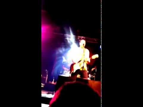 Badfish (Live at NLQP) - Get Out!/40 oz to Freedom