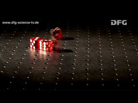 The Wave Hunters - 04: Squeezed light