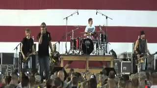 &quot;Iraq Can Roll&quot; Brian Howe former Lead Singer for Bad Company in Iraq