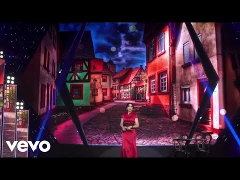 Thể hiện bởi Thái Hằng Nga