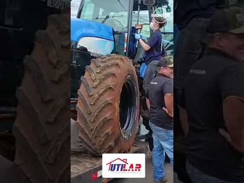 🚜 TRATOR FURTADO É RECUPERADO ÀS MARGENS DA PR-585