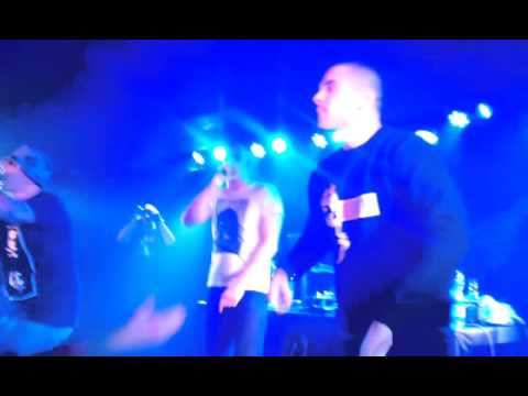 AK ft. Ektor - Cizí tváře LIVE ROCK CAFÉ