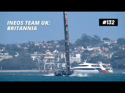 #132 Britannia Close Call With A Windfoiler? (2 Dec 2020)