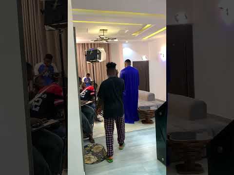 Behind the scenes of love under lock