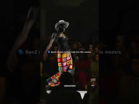 her walk! ❤🔥#fashion #runway #model #supermodel #shorts